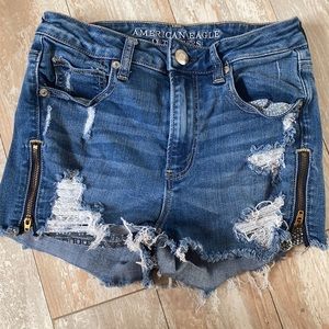 American Eagle super stretch shorts! Size 4